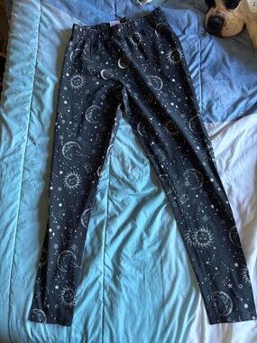 No Boundaries Black Printed Tee Interior Label